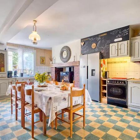 Villa Charmante A Bosset Avec Piscine Partagee Bagian luar foto
