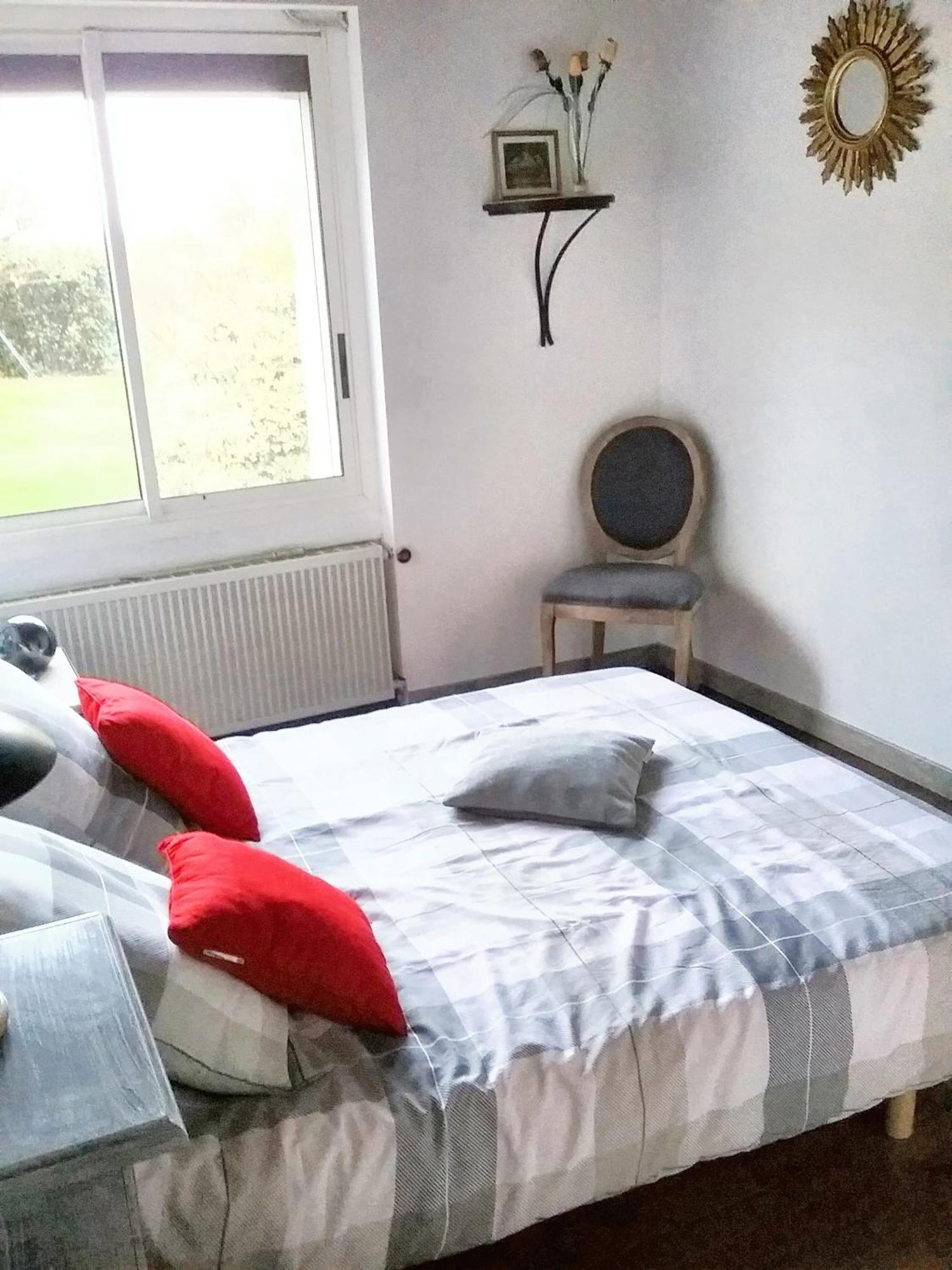 Villa Charmante A Bosset Avec Piscine Partagee Bagian luar foto