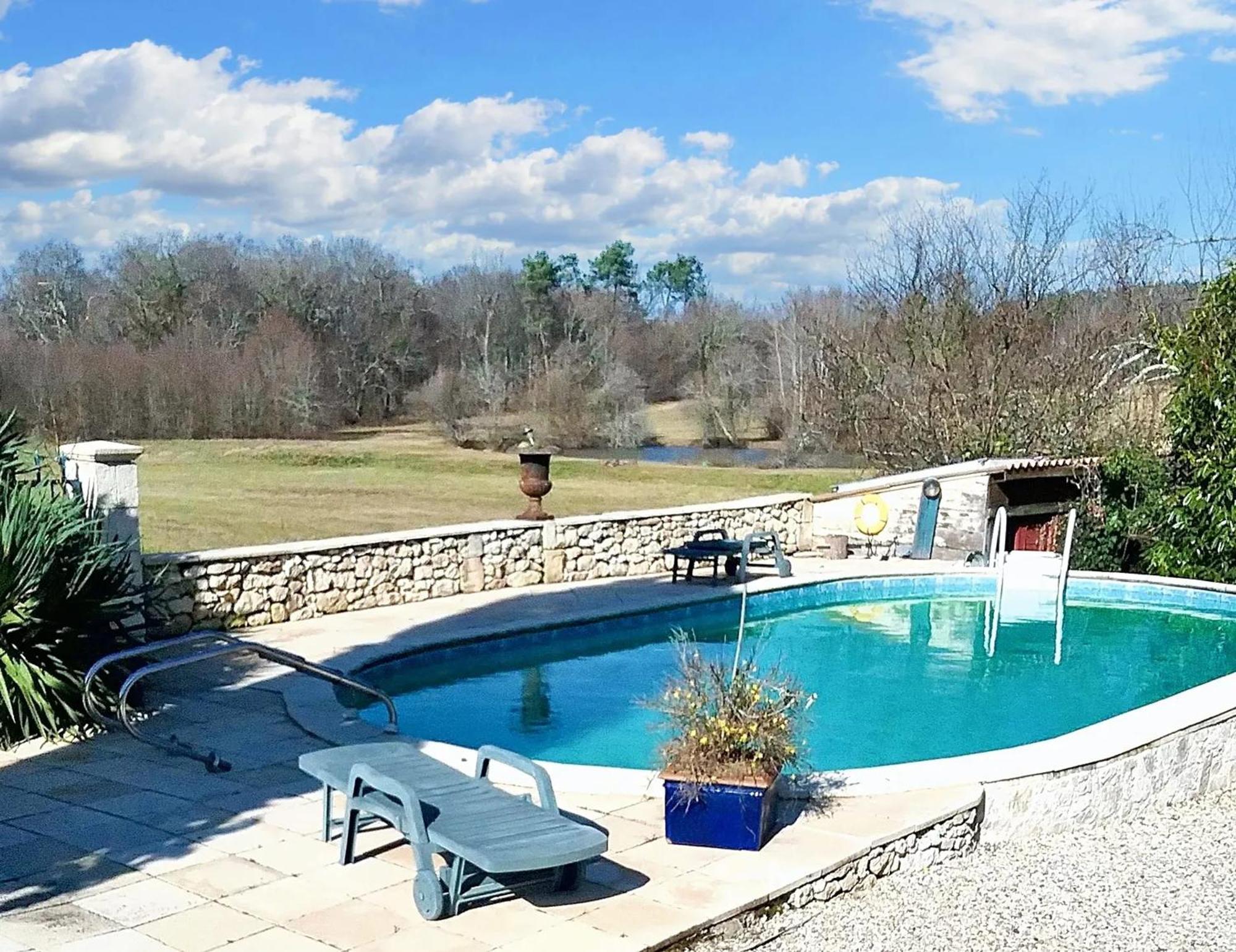 Villa Charmante A Bosset Avec Piscine Partagee Bagian luar foto