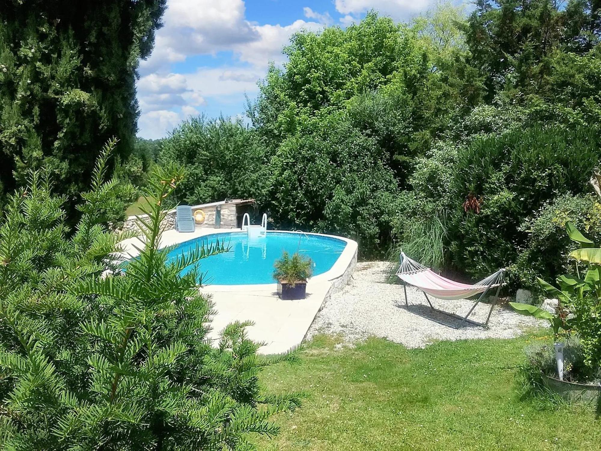Villa Charmante A Bosset Avec Piscine Partagee Bagian luar foto
