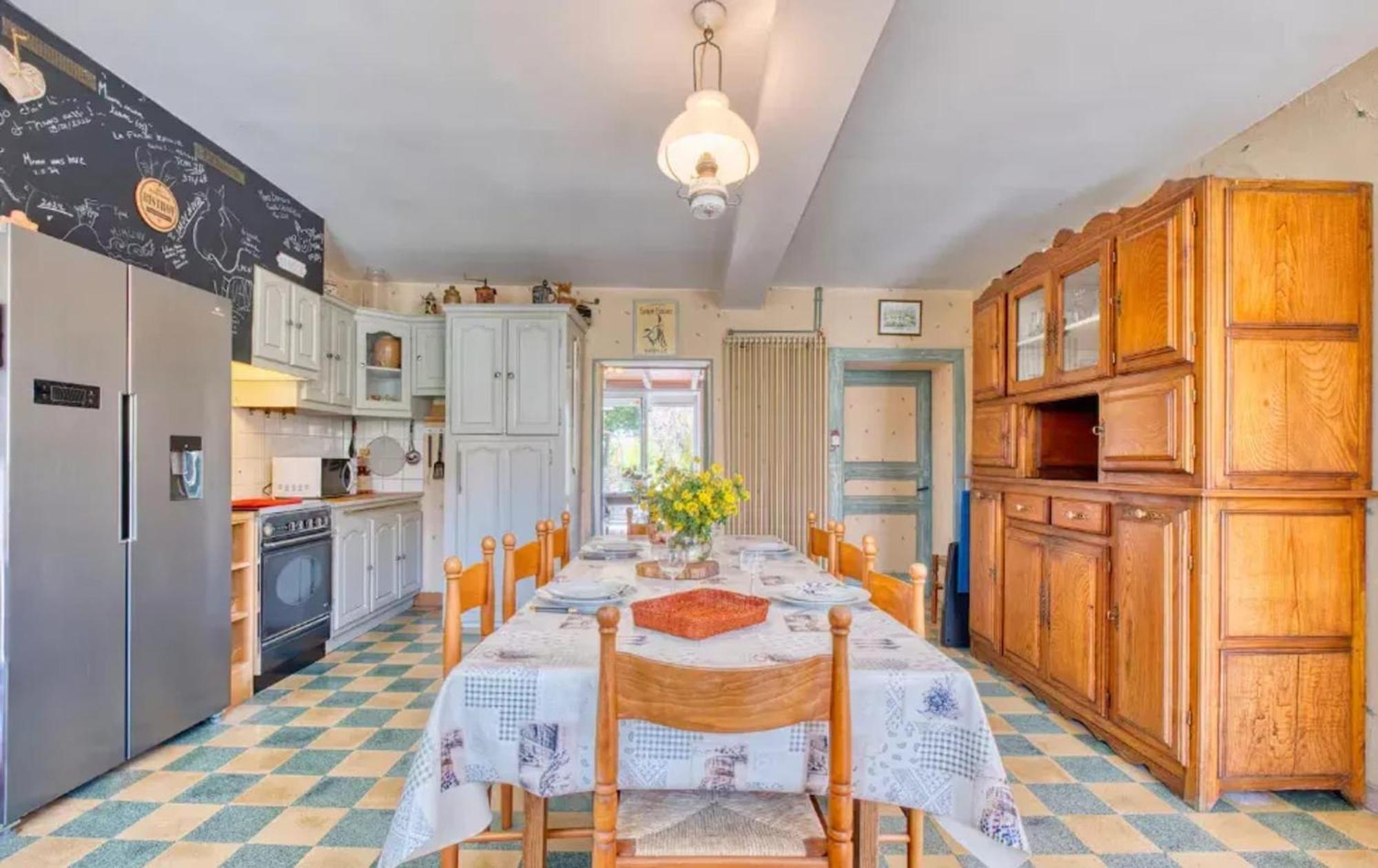 Villa Charmante A Bosset Avec Piscine Partagee Bagian luar foto