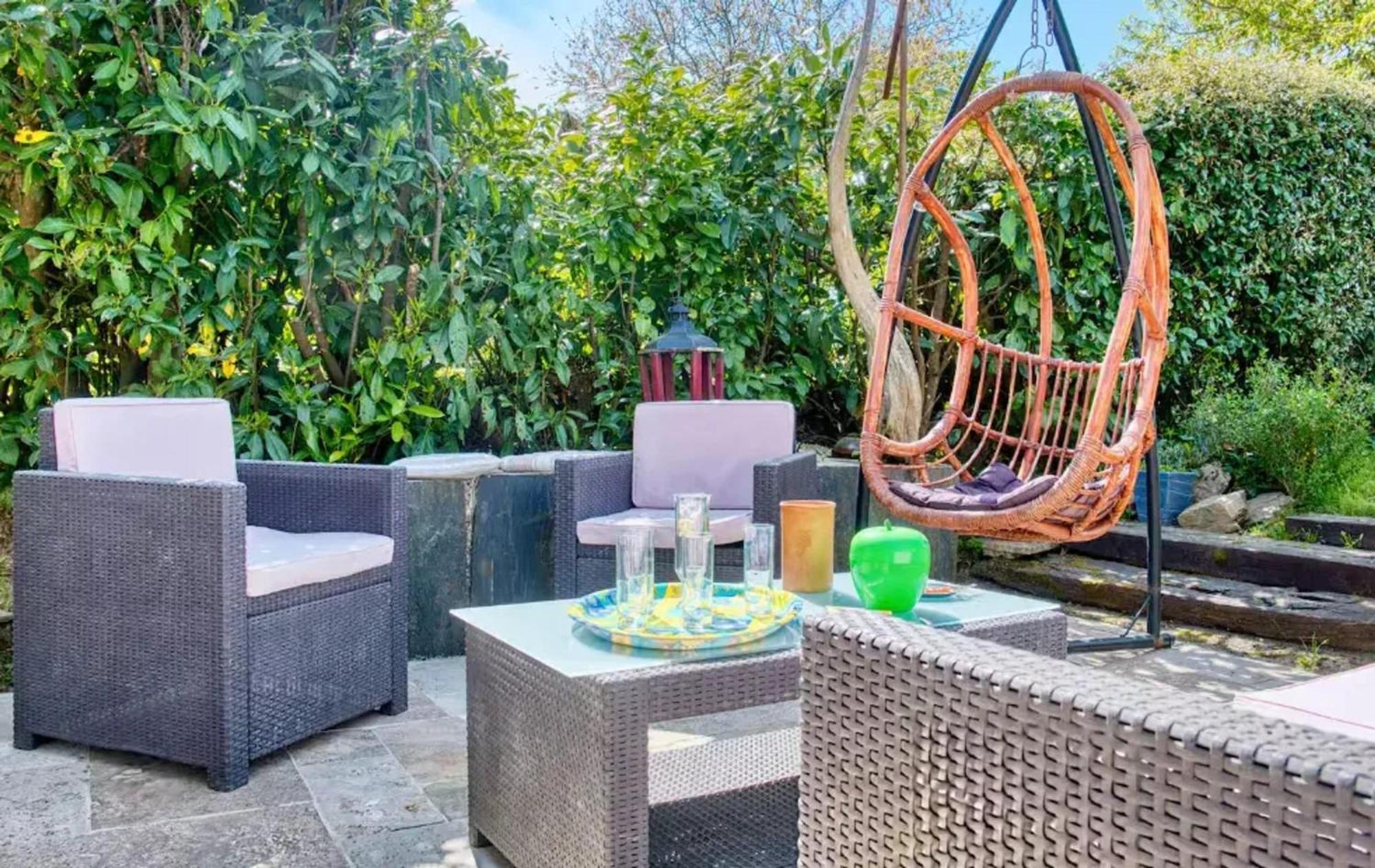 Villa Charmante A Bosset Avec Piscine Partagee Bagian luar foto